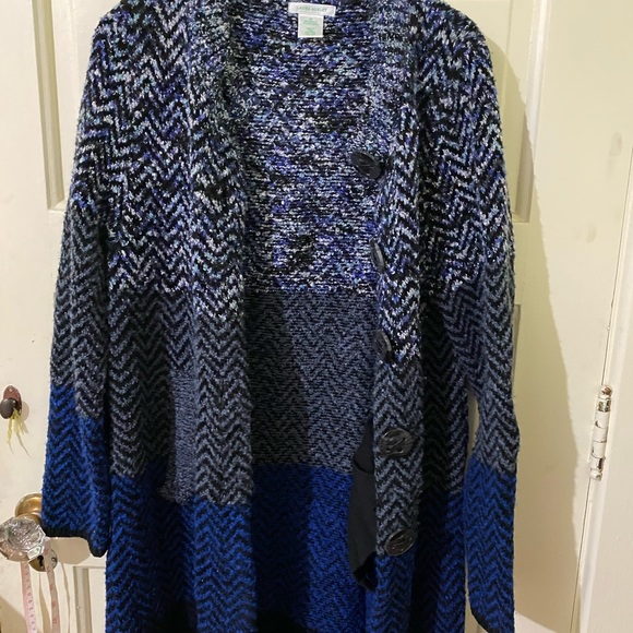 Laura Ashley Women’s Sweater MIDI Multi Color Size Medium Long Coat Sweater EUC - Picture 1 of 9